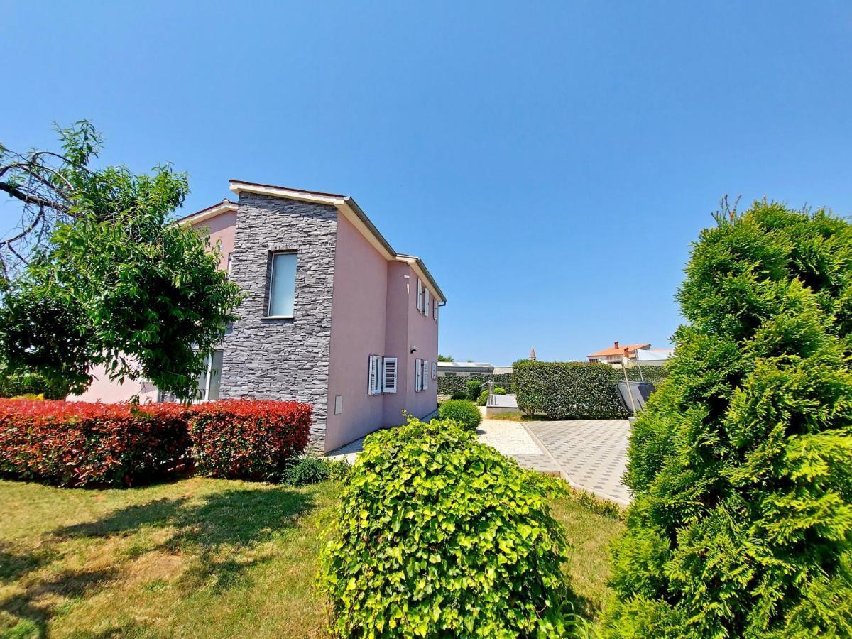 Villa Mattea Galizana Exterior photo